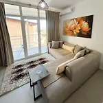 Apartment Sea View